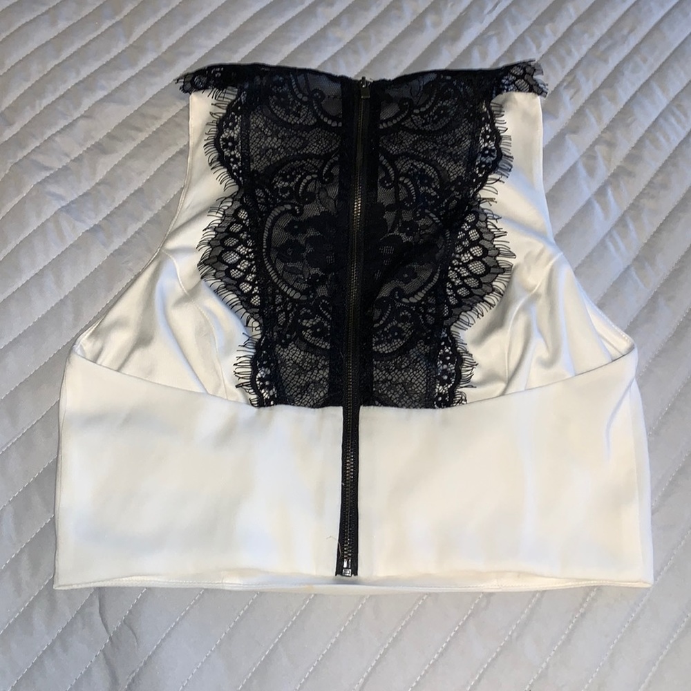 Express lace cropped tank